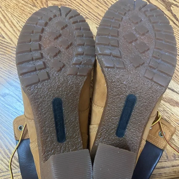 Timberland lace up boots​ - Picture 2 of 4